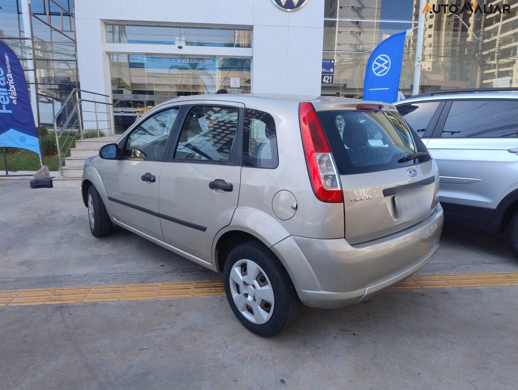 FORD FIESTA 1.0 MPI HATCH 8V FLEX 4P MANUAL