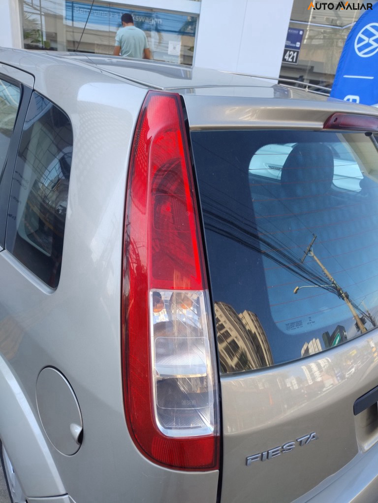 FORD FIESTA 1.0 MPI HATCH 8V FLEX 4P MANUAL