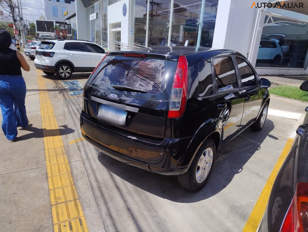FORD FIESTA 1.0 ROCAM HATCH 8V FLEX 4P MANUAL