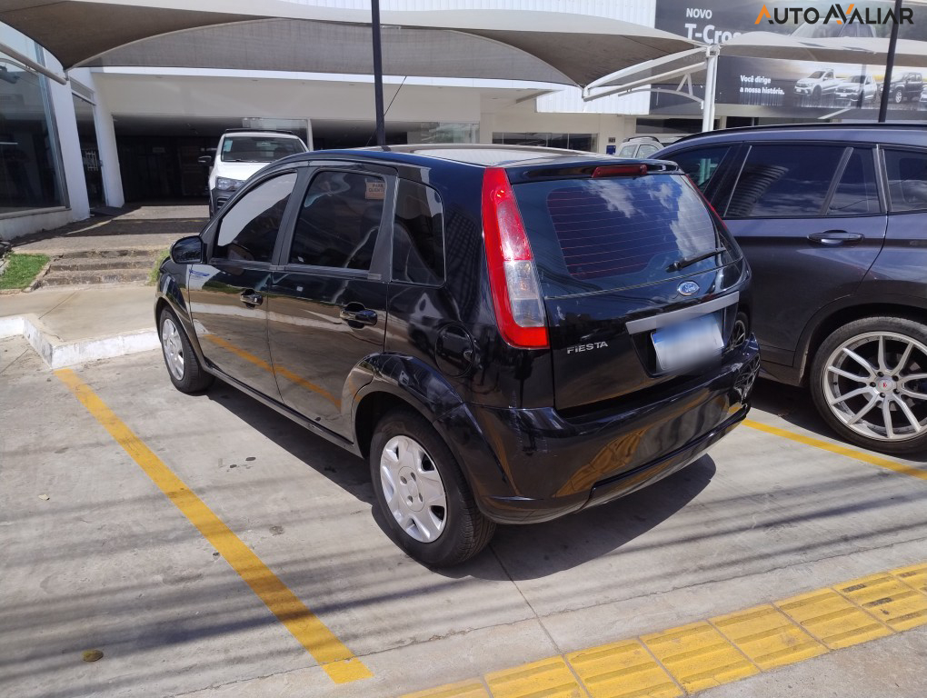 FORD FIESTA 1.0 ROCAM HATCH 8V FLEX 4P MANUAL