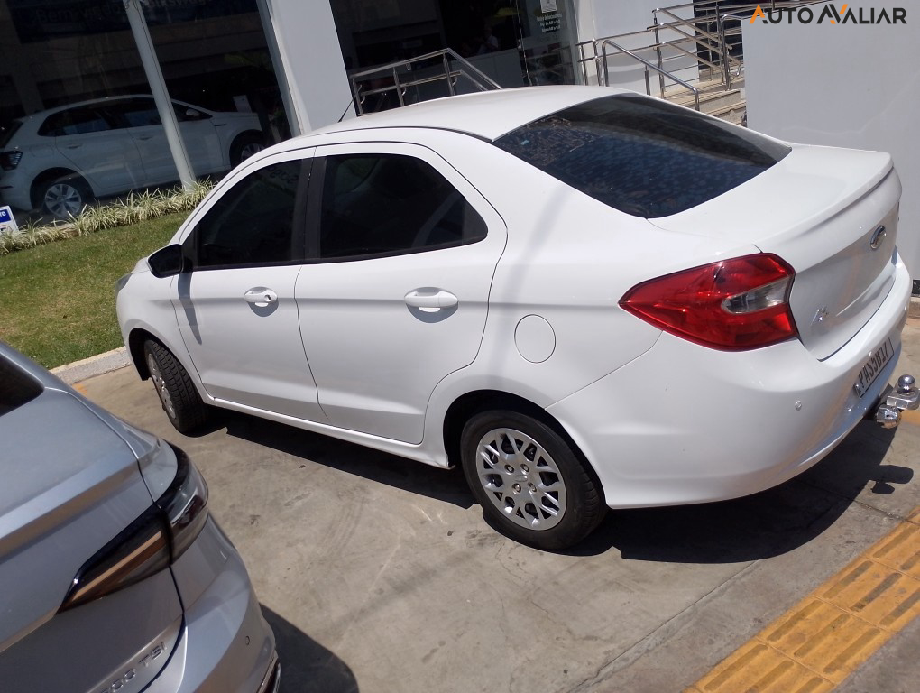 FORD KA+ 1.5 SE 16V FLEX 4P MANUAL