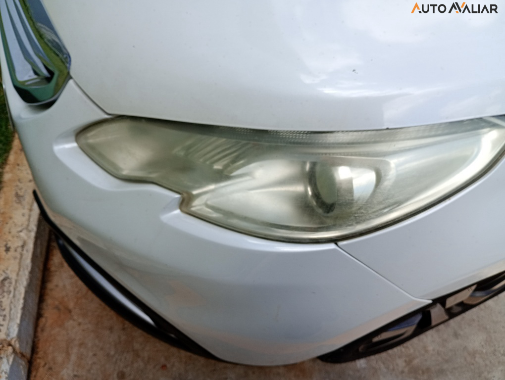 PEUGEOT 2008 1.6 16V FLEX GRIFFE 4P AUTOMATICO