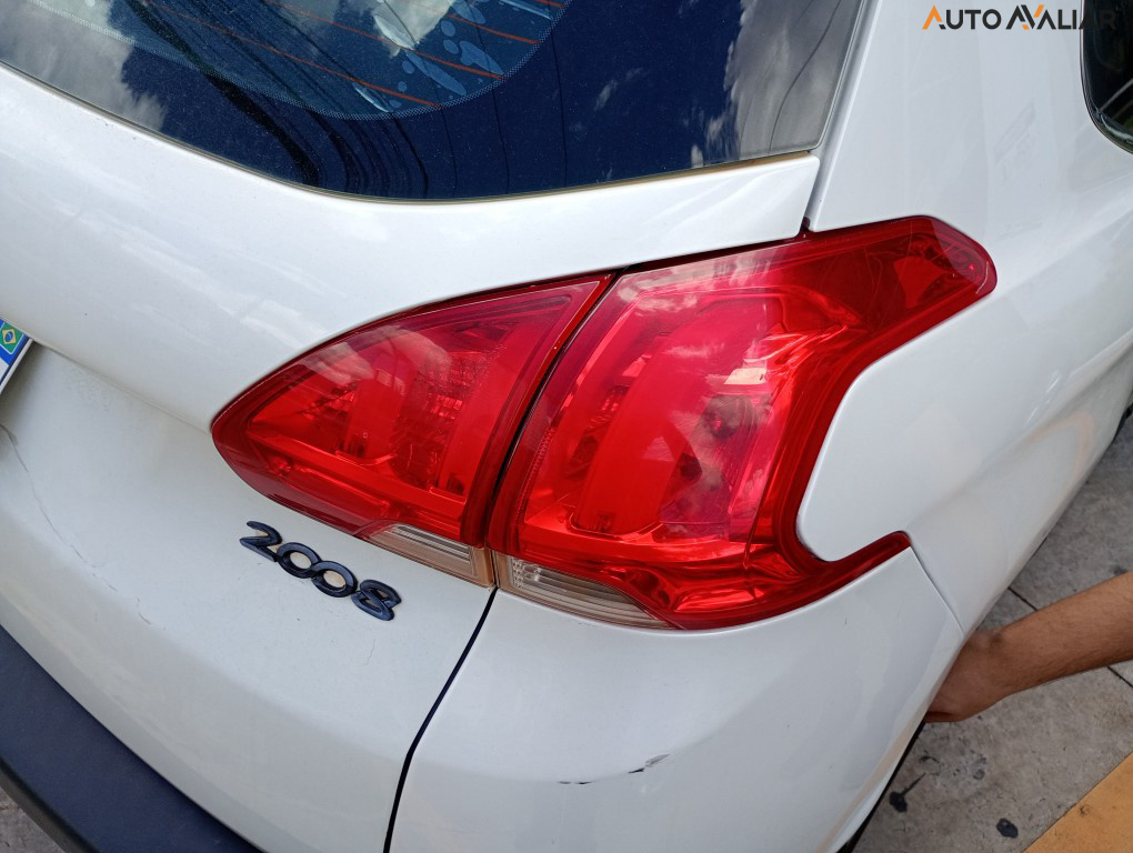 PEUGEOT 2008 1.6 16V FLEX GRIFFE 4P AUTOMATICO