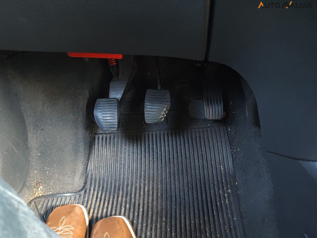 CITROEN C3 1.4 I GLX 8V FLEX 4P MANUAL