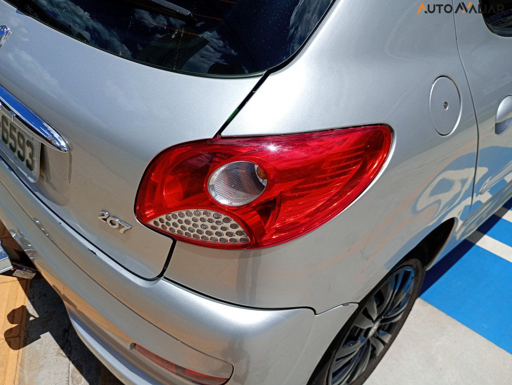 PEUGEOT 207 1.4 XR 8V FLEX 4P MANUAL