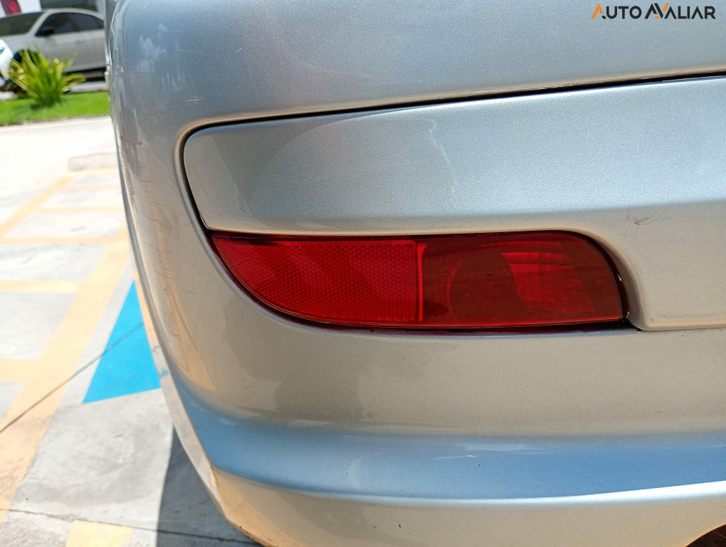 PEUGEOT 207 1.4 XR 8V FLEX 4P MANUAL