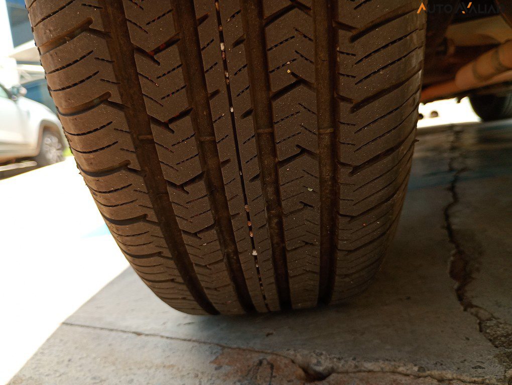 PEUGEOT 207 1.4 XR 8V FLEX 4P MANUAL