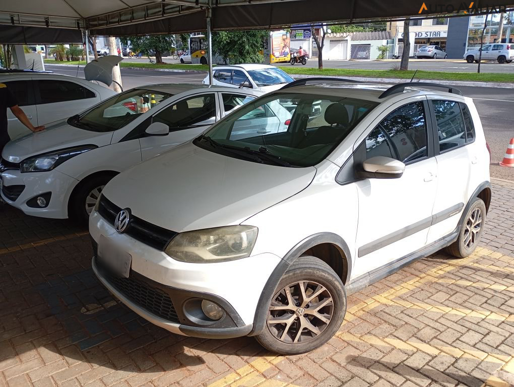 VOLKSWAGEN CROSSFOX 1.6 MI FLEX 8V 4P MANUAL