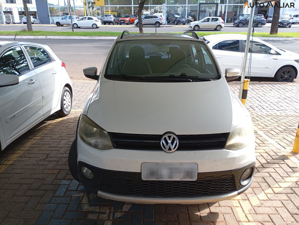 VOLKSWAGEN CROSSFOX 1.6 MI FLEX 8V 4P MANUAL