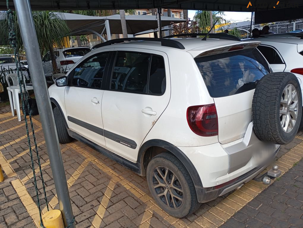 VOLKSWAGEN CROSSFOX 1.6 MI FLEX 8V 4P MANUAL