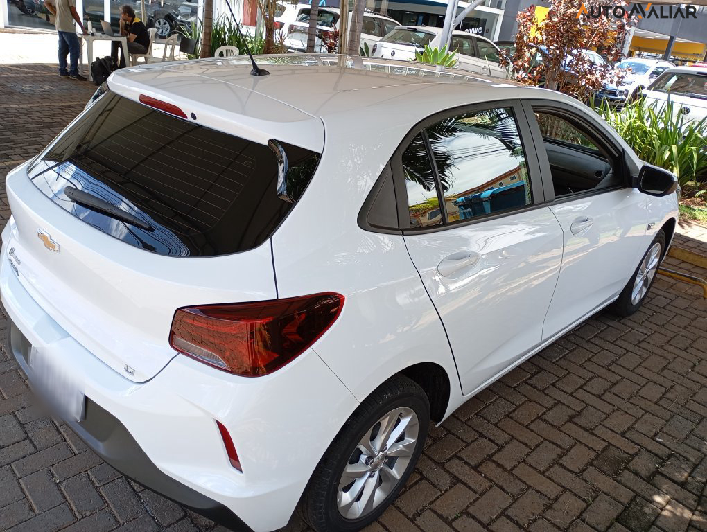 CHEVROLET ONIX 1.0 FLEX LT MANUAL