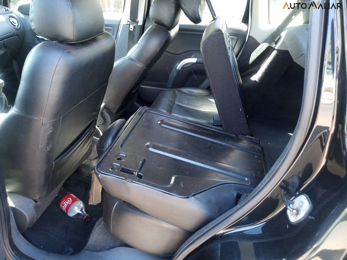 CITROEN C3 1.4 I XTR 8V FLEX 4P MANUAL