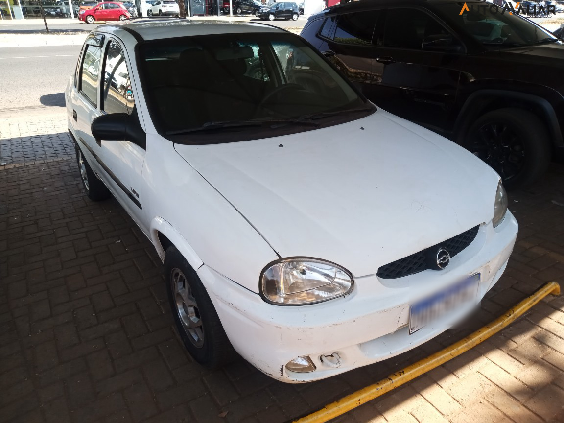 CHEVROLET CORSA 1.0 MPFI CLASSIC SEDAN LIFE 8V FLEX 4P MANUAL
