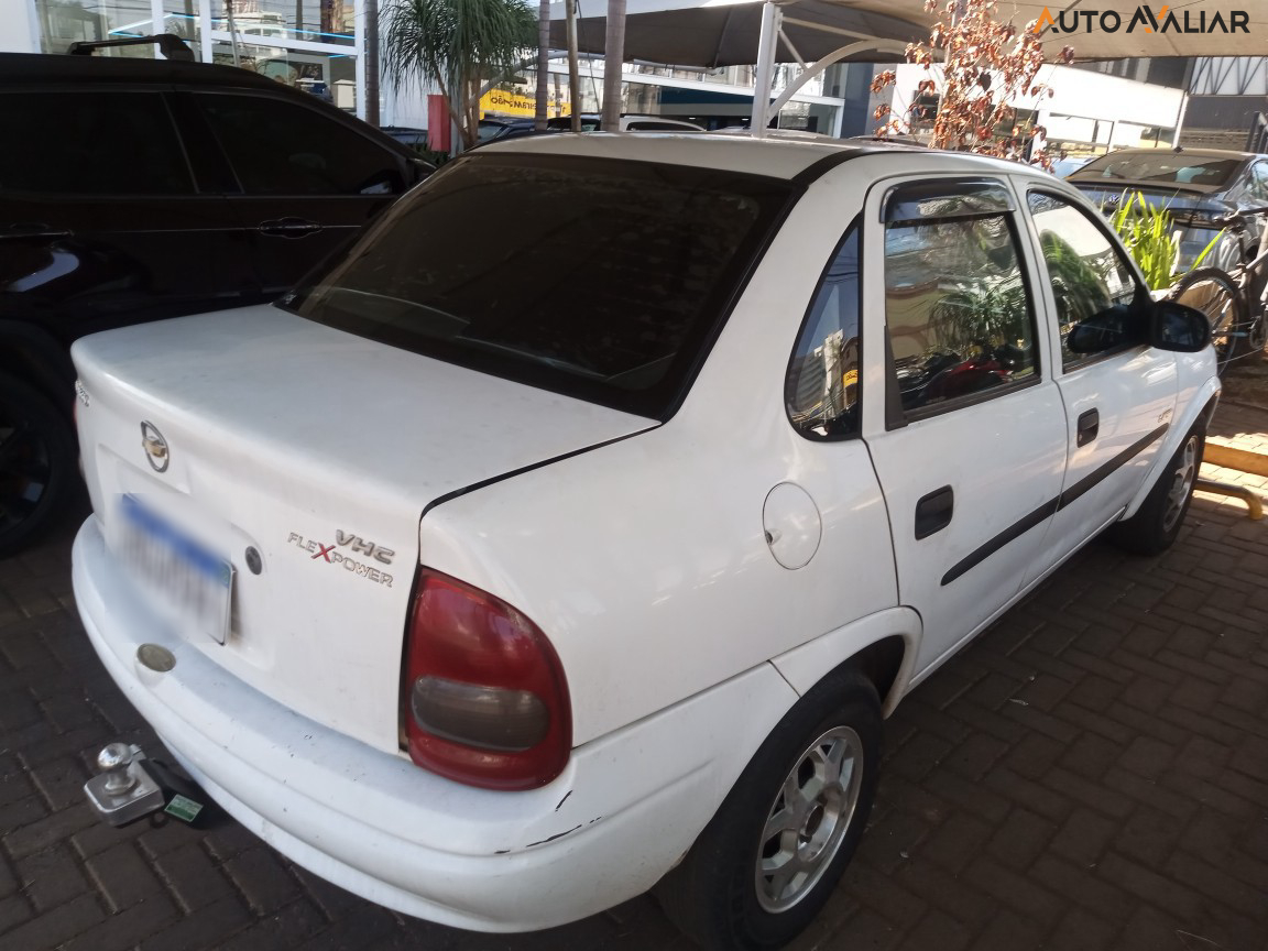 CHEVROLET CORSA 1.0 MPFI CLASSIC SEDAN LIFE 8V FLEX 4P MANUAL