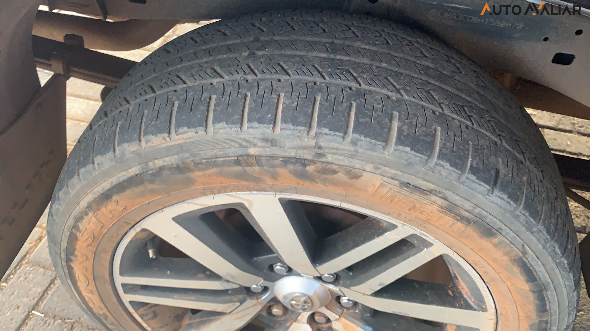 TOYOTA HILUX 2.8 SRX 4X4 CD 16V DIESEL 4P AUTOMATICO