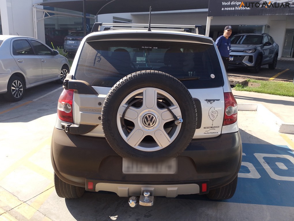 VOLKSWAGEN CROSSFOX 1.6 MI FLEX 8V 4P MANUAL