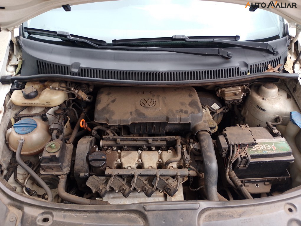 VOLKSWAGEN FOX 1.0 MI 8V FLEX 4P MANUAL