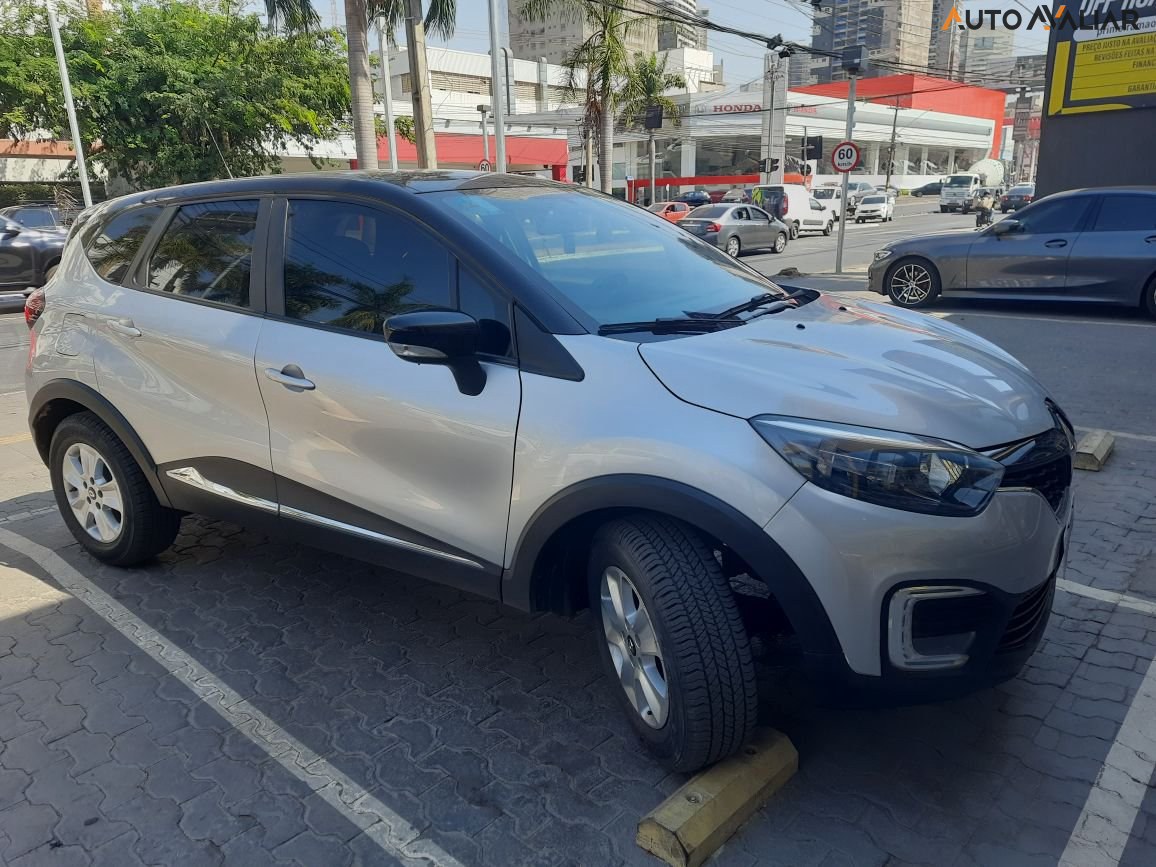 RENAULT CAPTUR 1.6 16V SCE FLEX INTENSE X-TRONIC