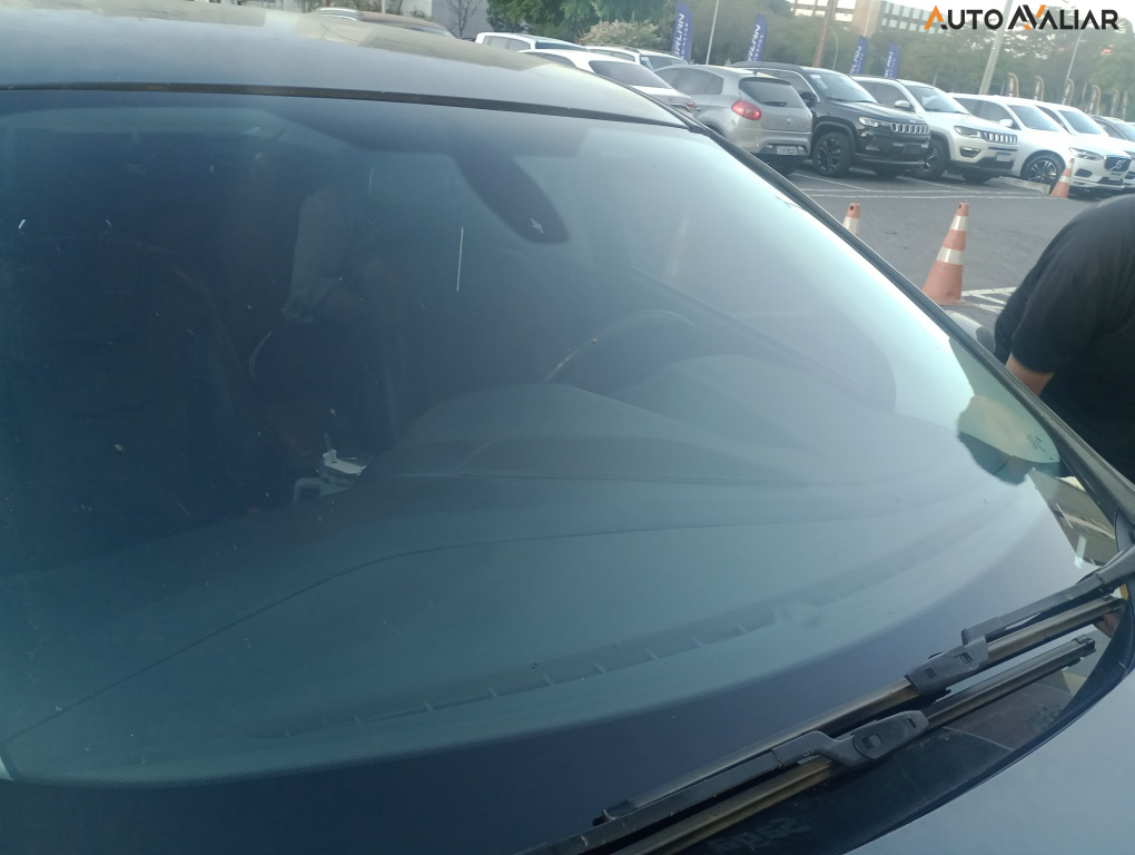 FORD FOCUS 2.0 TITANIUM 16V FLEX 4P POWERSHIFT