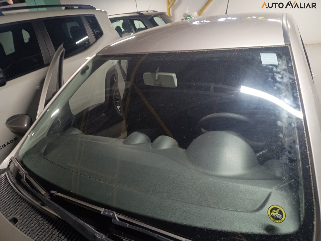 VOLKSWAGEN VOYAGE 1.0 MI 8V FLEX 4P MANUAL