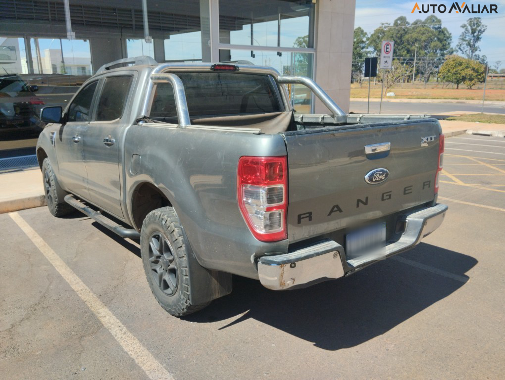 FORD RANGER 2.5 XLT 4X2 CD 16V FLEX 4P MANUAL
