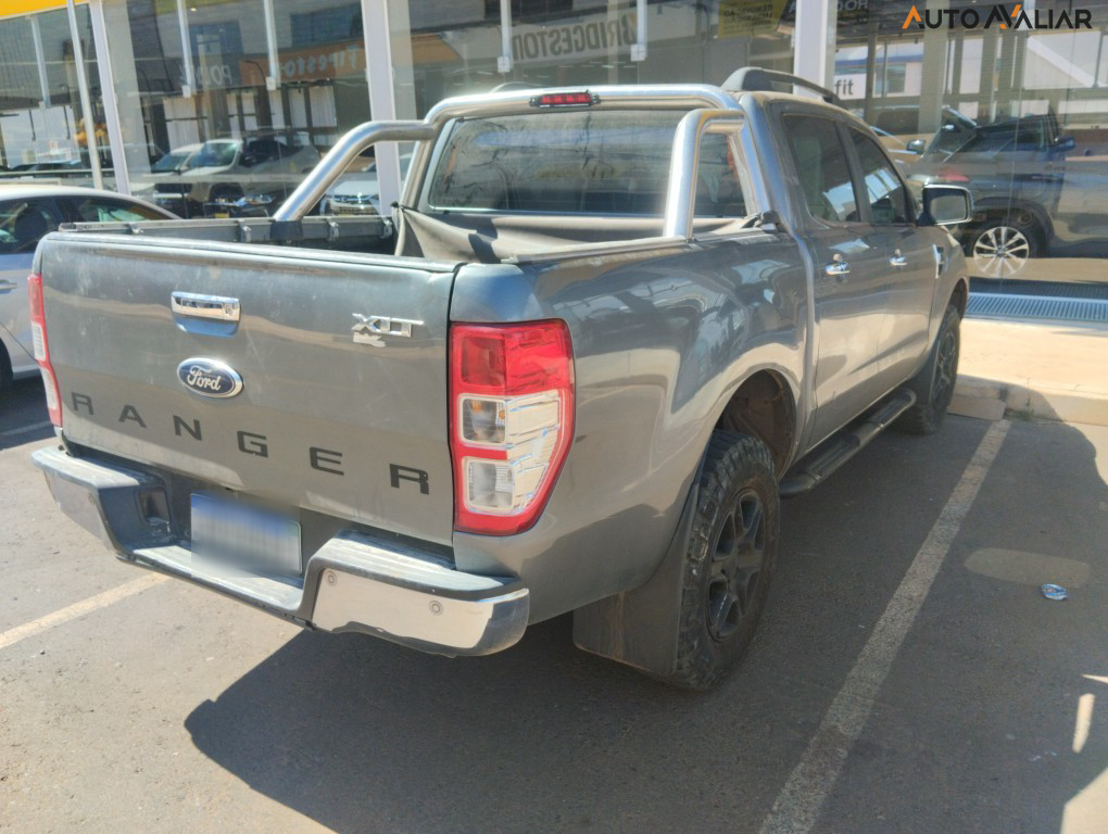 FORD RANGER 2.5 XLT 4X2 CD 16V FLEX 4P MANUAL