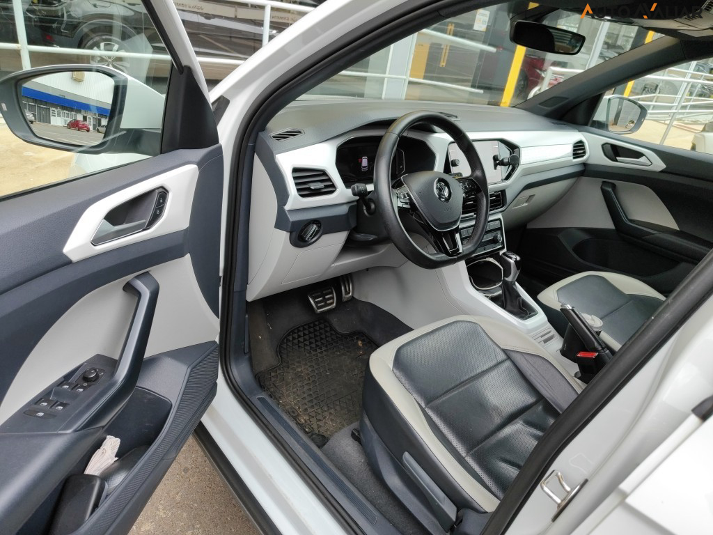 VOLKSWAGEN T-CROSS 1.4 250 TSI TOTAL FLEX HIGHLINE AUTOMATICO