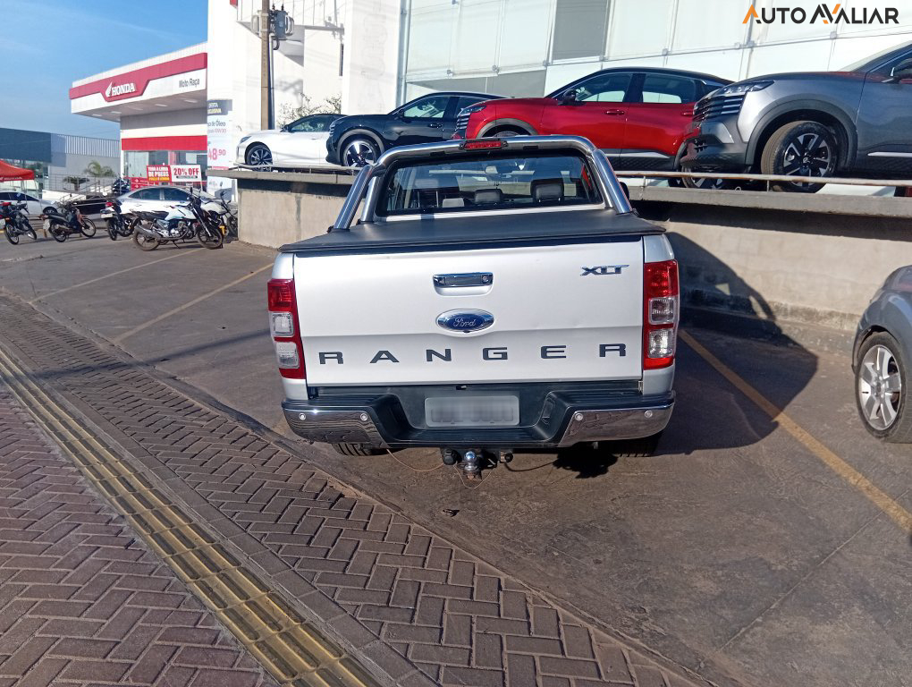 FORD RANGER 2.5 XLT 4X2 CD 16V FLEX 4P MANUAL