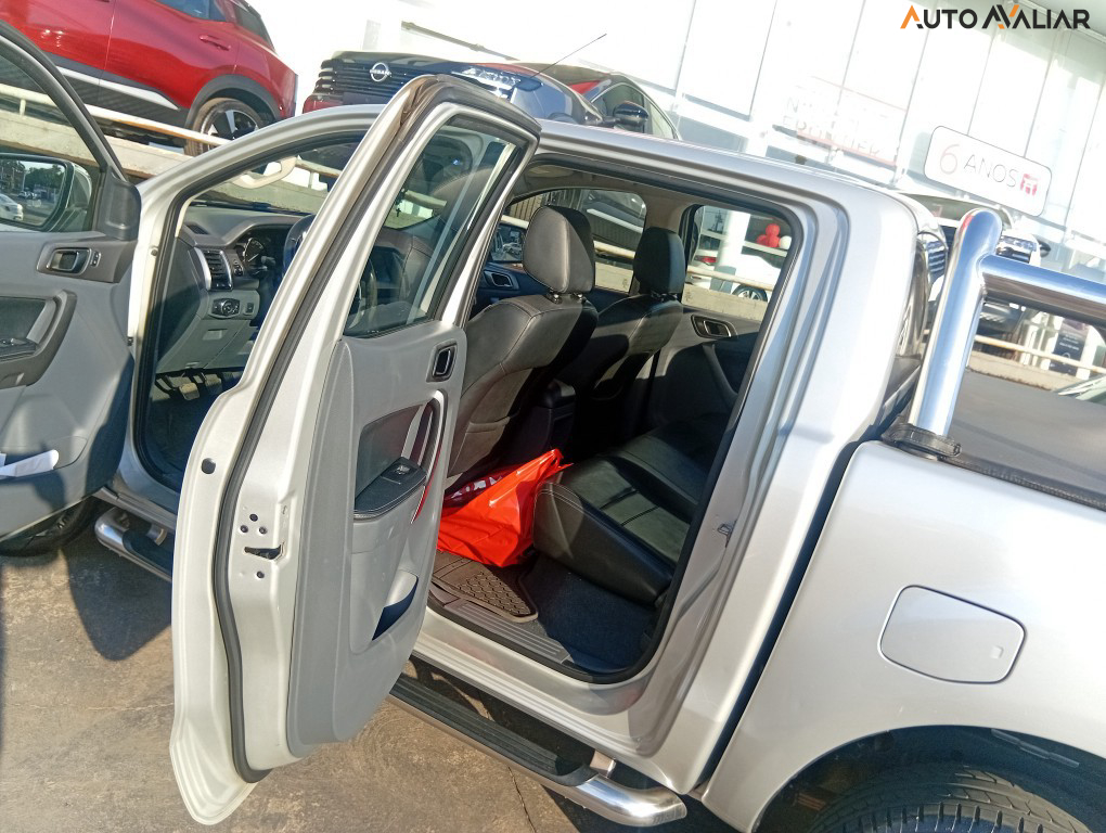 FORD RANGER 2.5 XLT 4X2 CD 16V FLEX 4P MANUAL