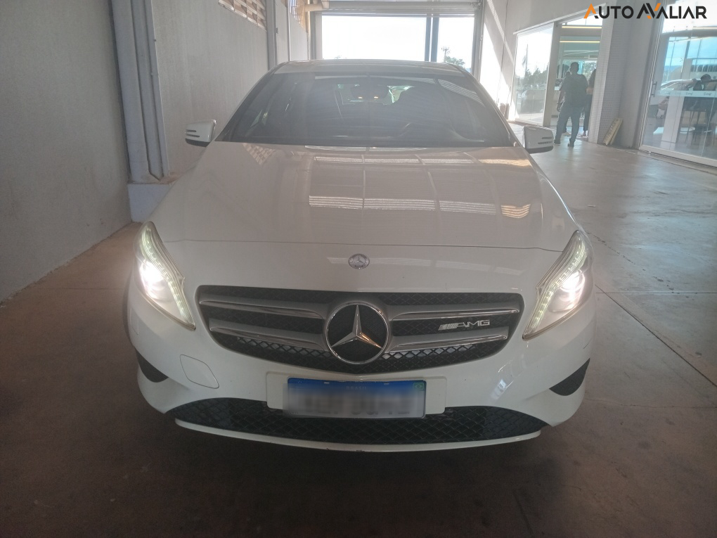 MERCEDES-BENZ A 200 1.6 TURBO STYLE 16V GASOLINA 4P AUTOMATICO