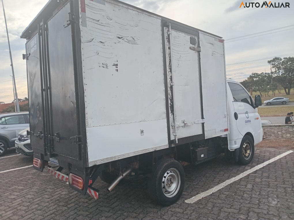 HYUNDAI HR 2.5 LONGO SEM CACAMBA 4X2 16V 130CV TURBO INTERCOOLER DIESEL 2P MANUAL