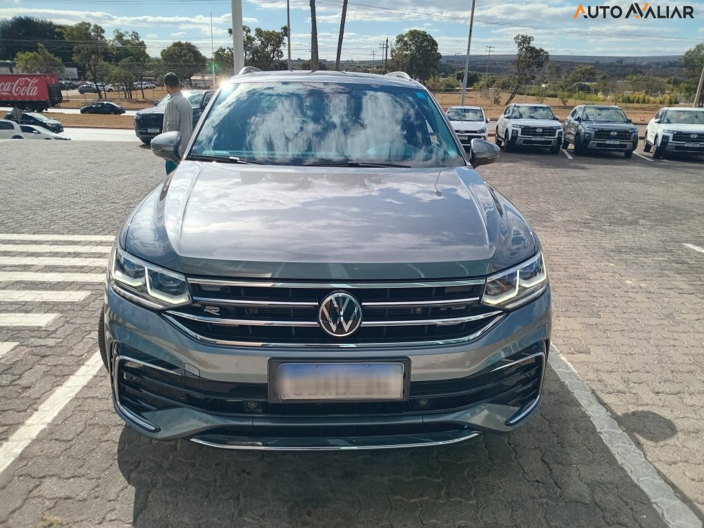 VOLKSWAGEN TIGUAN 2.0 300 TSI GASOLINA ALLSPACE R-LINE AUTOMÁTICO