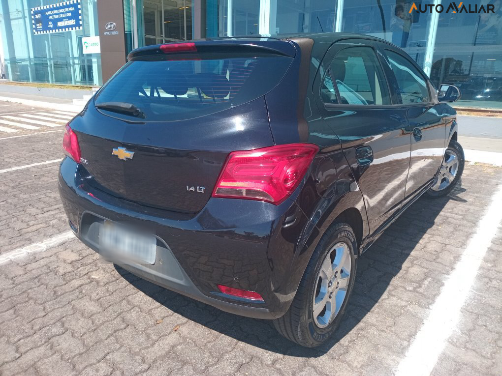 CHEVROLET ONIX 1.4 MPFI LT 8V FLEX 4P MANUAL