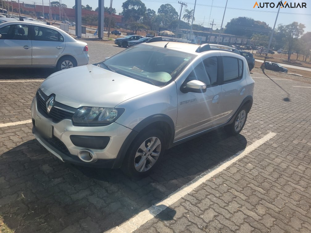 RENAULT SANDERO 1.6 STEPWAY 8V FLEX 4P MANUAL