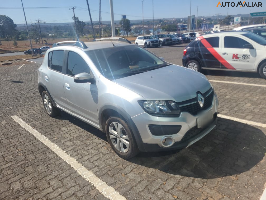 RENAULT SANDERO 1.6 STEPWAY 8V FLEX 4P MANUAL