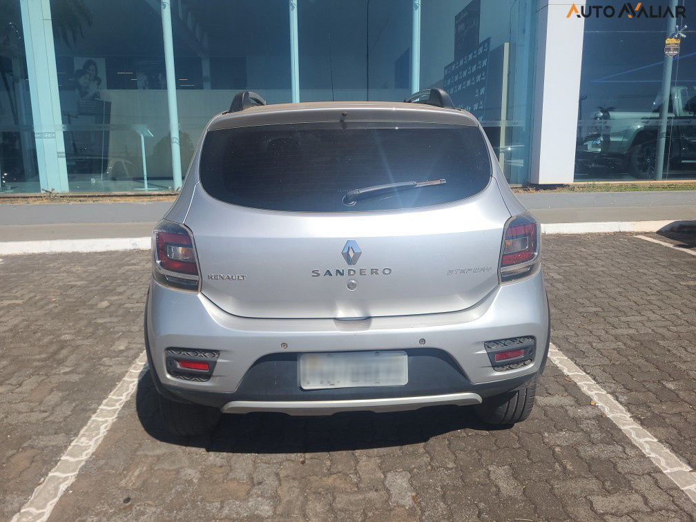 RENAULT SANDERO 1.6 STEPWAY 8V FLEX 4P MANUAL
