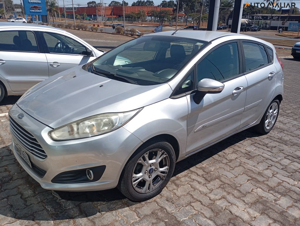 FORD FIESTA 1.6 SE HATCH 16V FLEX 4P AUTOMATICO