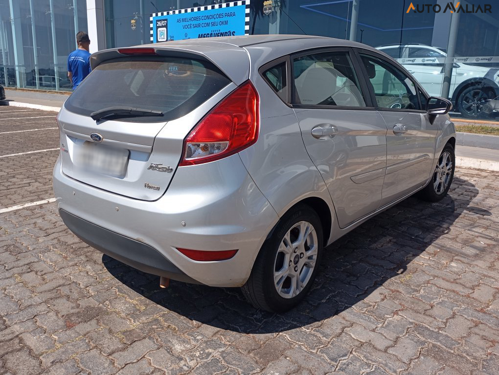 FORD FIESTA 1.6 SE HATCH 16V FLEX 4P AUTOMATICO