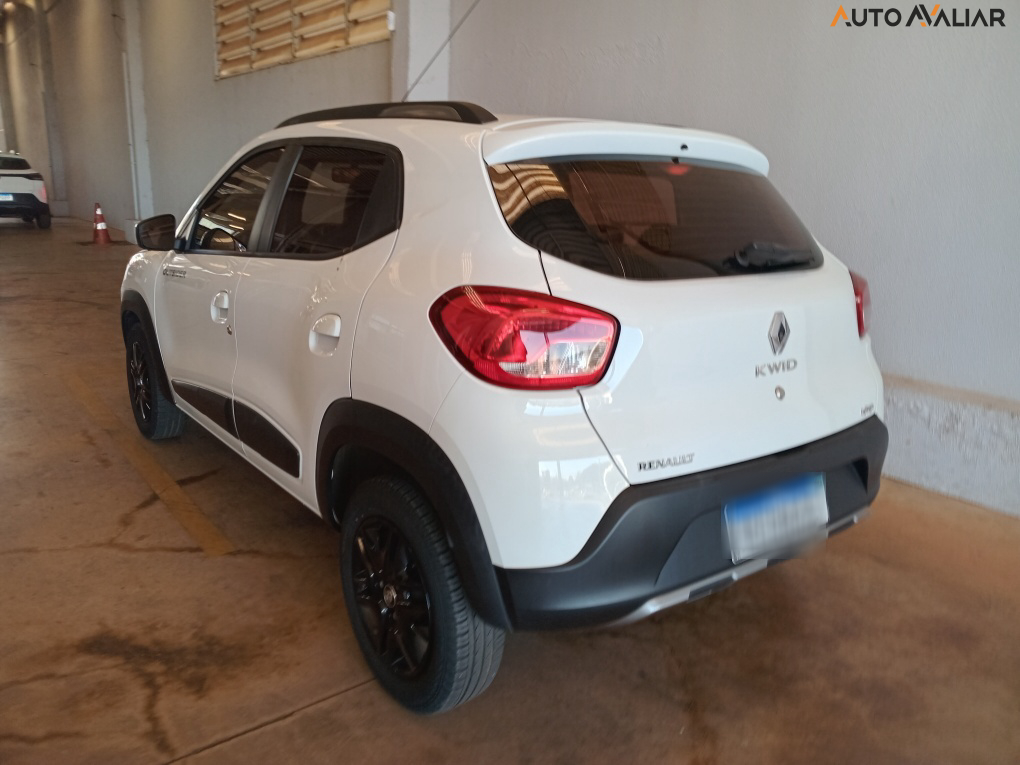 RENAULT KWID 1.0 12V SCE FLEX OUTSIDER MANUAL