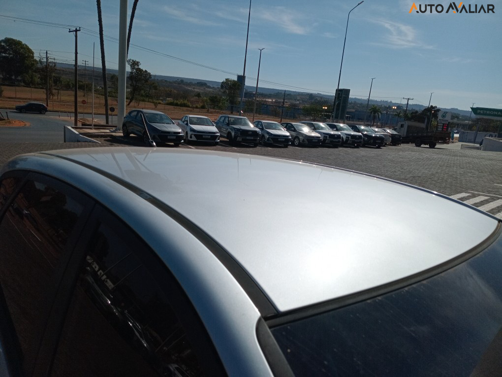 HYUNDAI I30 2.0 MPFI GLS 16V GASOLINA 4P MANUAL