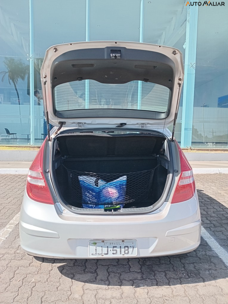 HYUNDAI I30 2.0 MPFI GLS 16V GASOLINA 4P MANUAL