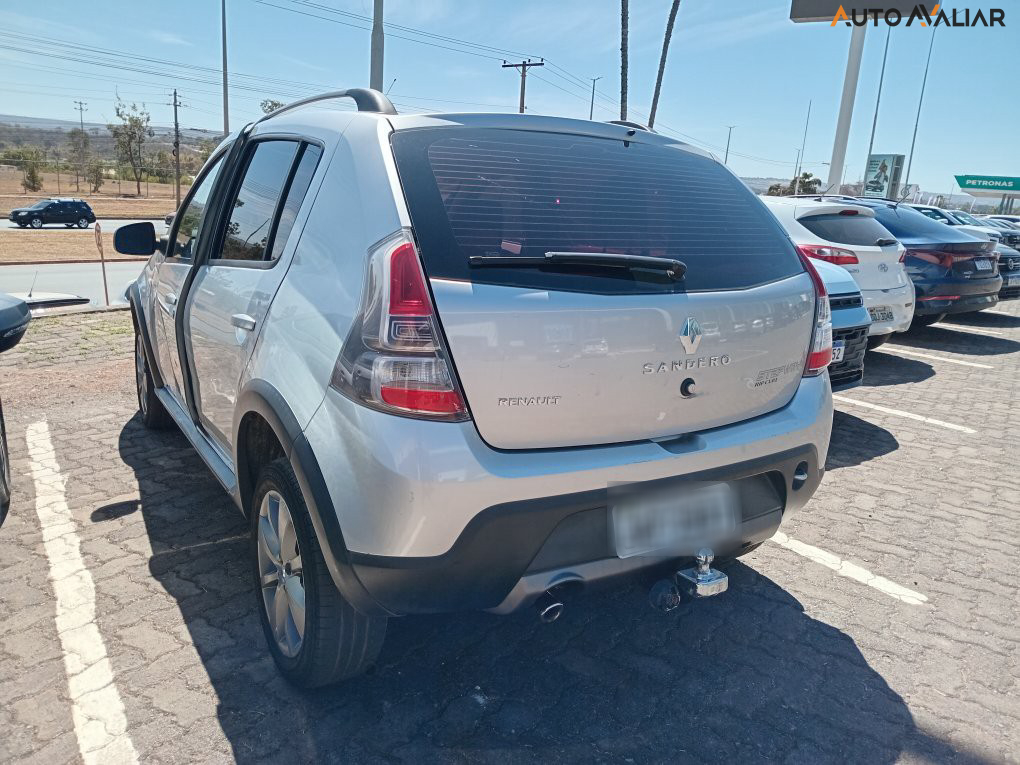 RENAULT SANDERO 1.6 STEPWAY 16V FLEX 4P MANUAL