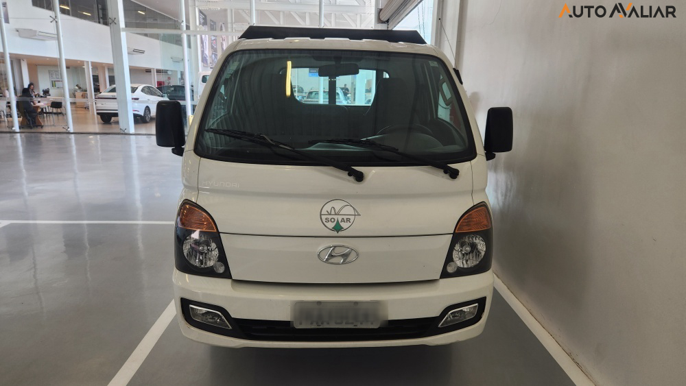 HYUNDAI HR 2.5 LONGO COM CACAMBA 4X2 16V 130CV TURBO INTERCOOLER DIESEL 2P MANUAL