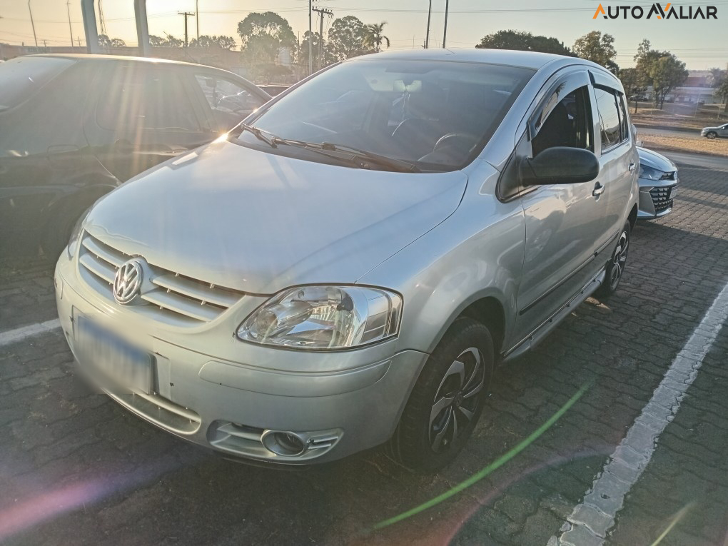 VOLKSWAGEN FOX 1.0 MI 8V FLEX 4P MANUAL