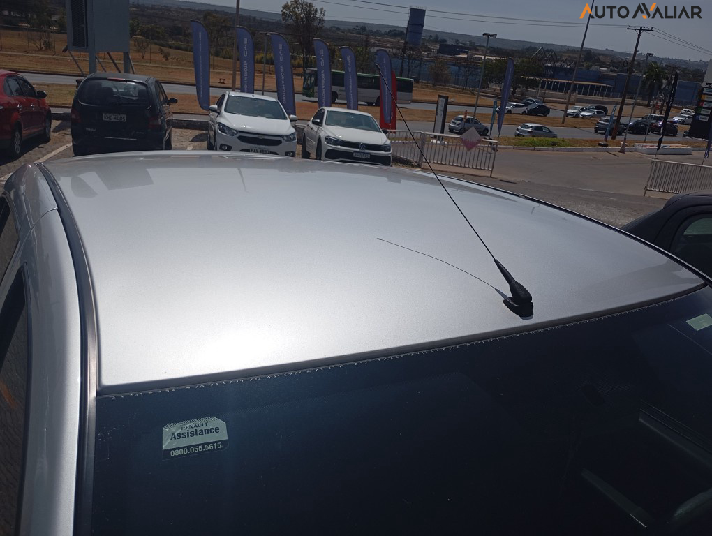 RENAULT SANDERO 1.0 EXPRESSION 16V FLEX 4P MANUAL