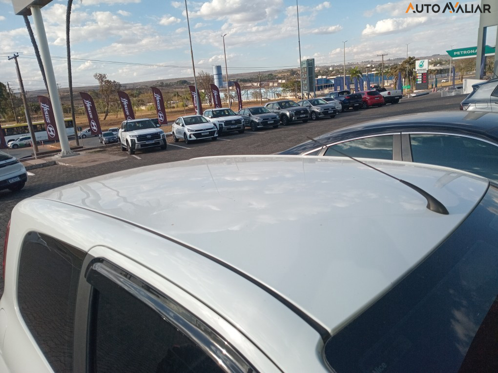 FIAT UNO 1.0 EVO VIVACE 8V FLEX 2P MANUAL