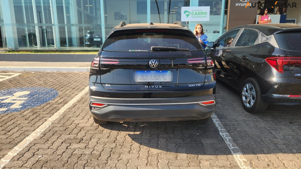 VOLKSWAGEN NIVUS 1.0 200 TSI TOTAL FLEX COMFORTLINE AUTOMÁTICO