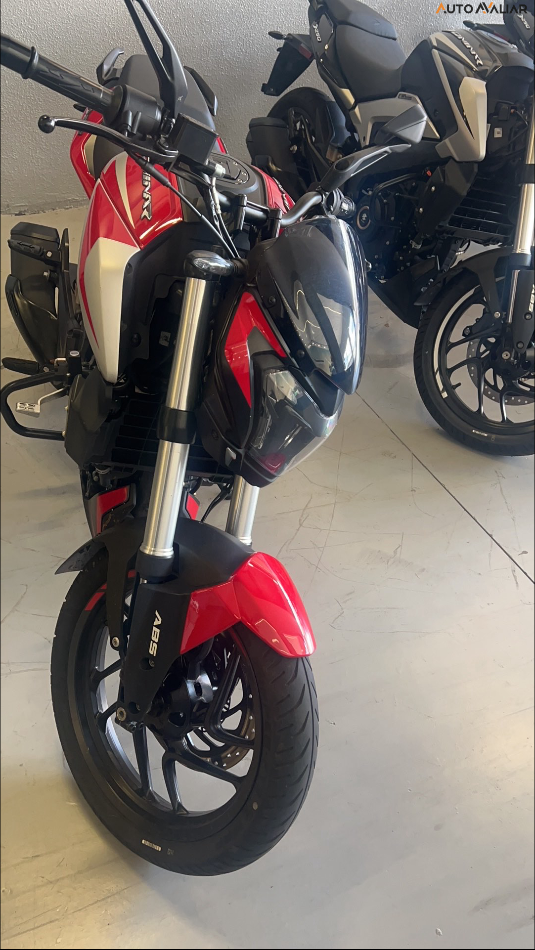 BAJAJ DOMINAR 250 DOMINAR 250