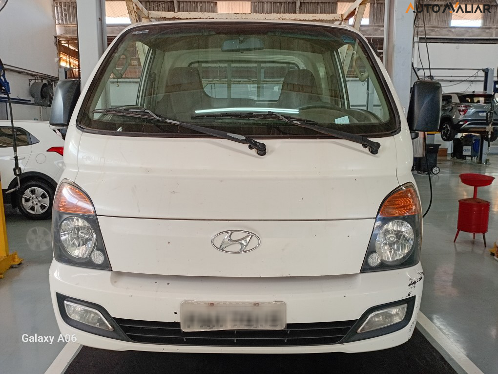 HYUNDAI HR 2.5 LONGO COM CACAMBA 4X2 16V 130CV TURBO INTERCOOLER DIESEL 2P MANUAL