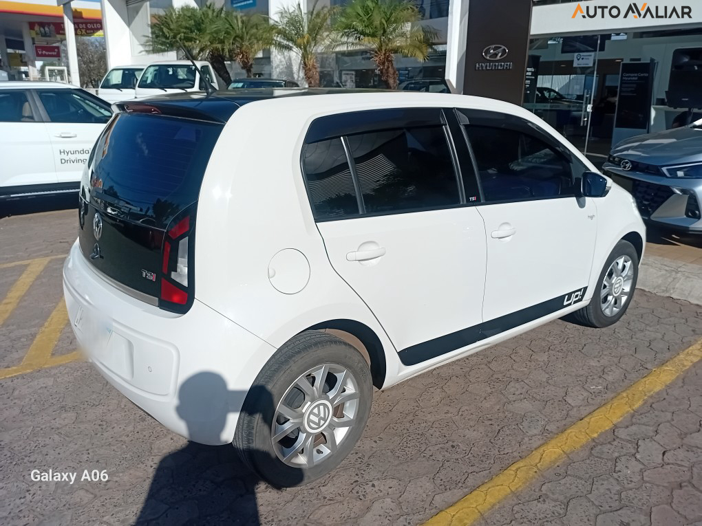 VOLKSWAGEN UP 1.0 TSI HIGH UP 12V FLEX 4P MANUAL